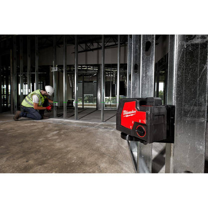 100 Ft. REDLITHIUM Lithium-Ion USB Green Rechargeable Cross Line Laser Level W/ USB Charger & Portable Power Source Kit